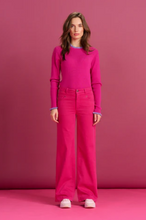 Load image into Gallery viewer, Frill Rim Turtle Neck
