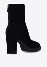 Load image into Gallery viewer, Suede Platform Boot
