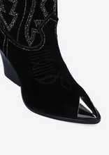Load image into Gallery viewer, Gambels Sparkle Cowboy

