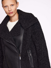 Load image into Gallery viewer, Marcus Jacket
