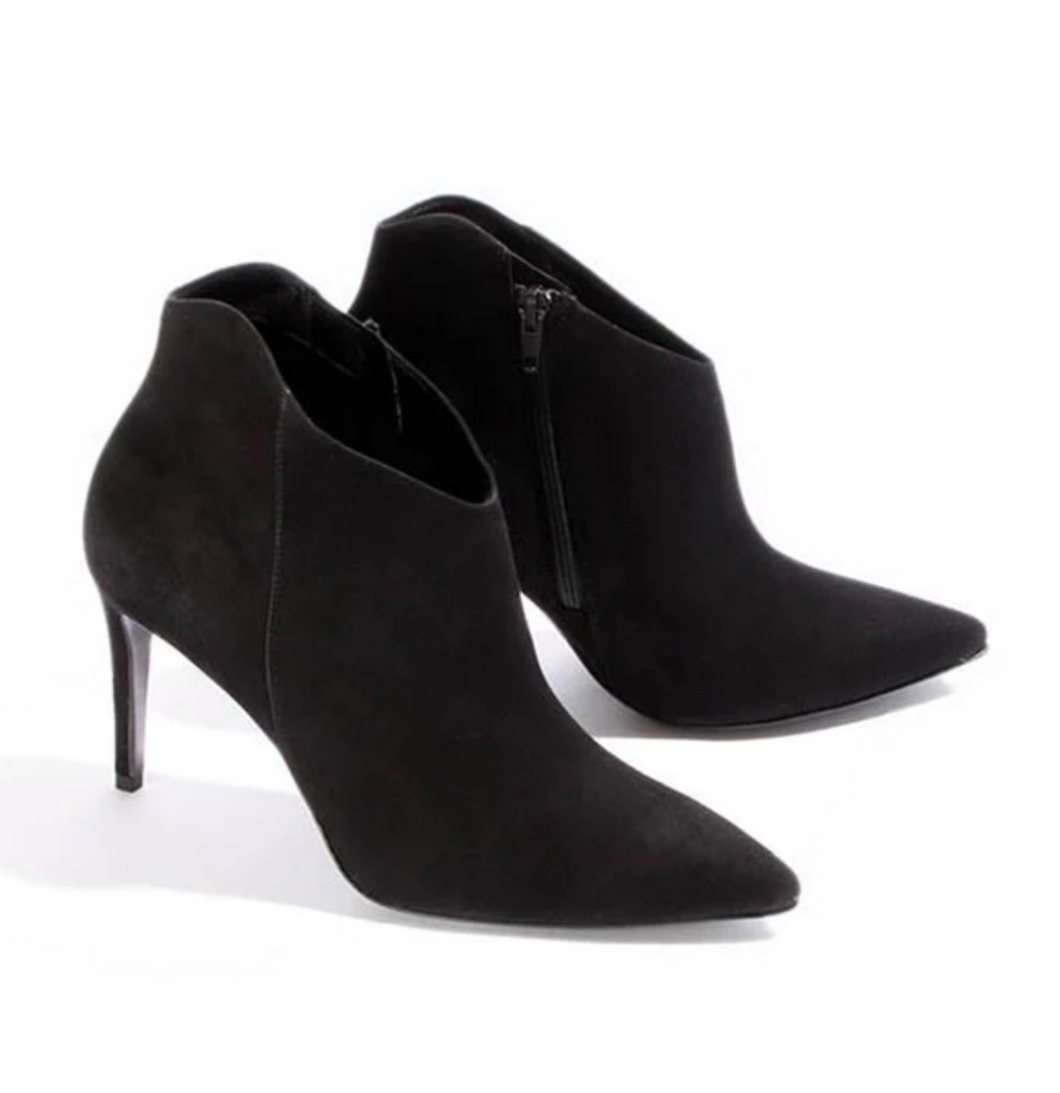 Liz Ankle Boot