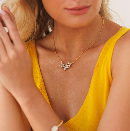 Multi Star crystal necklace gold