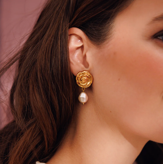 Rosita Pearl earrings gold