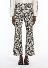 Load image into Gallery viewer, Cadmio Long Trouser
