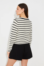 Load image into Gallery viewer, Ganeo Cardigan
