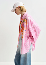 Load image into Gallery viewer, Hibra Foil Print Large Shirt
