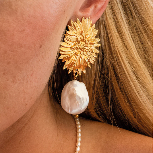 Noeli pearl earrings gold