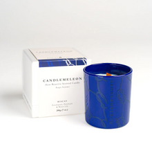 Load image into Gallery viewer, Candlemeleon Reactive Scented Candle
