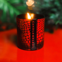 Load image into Gallery viewer, Candlemeleon Reactive Scented Candle
