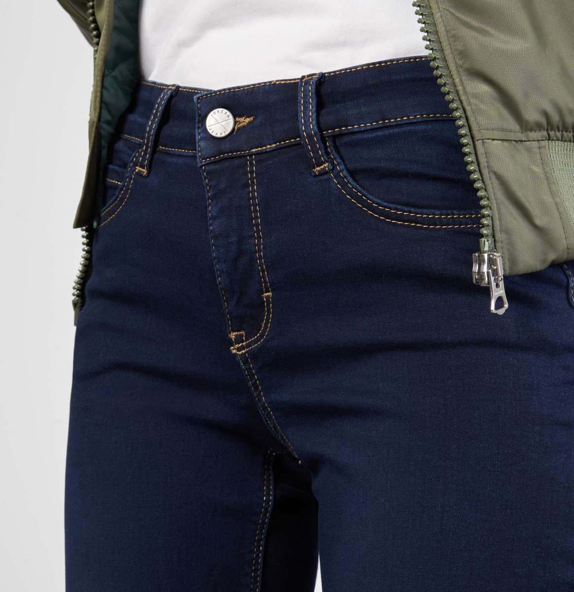 Dream straight jeans dark washed
